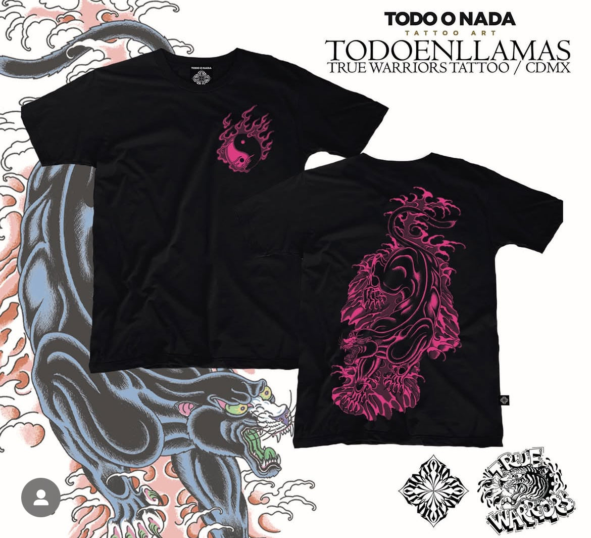 PANTERA ROSA / colab con Todoenllamastattoing ( CDMX) polera negra