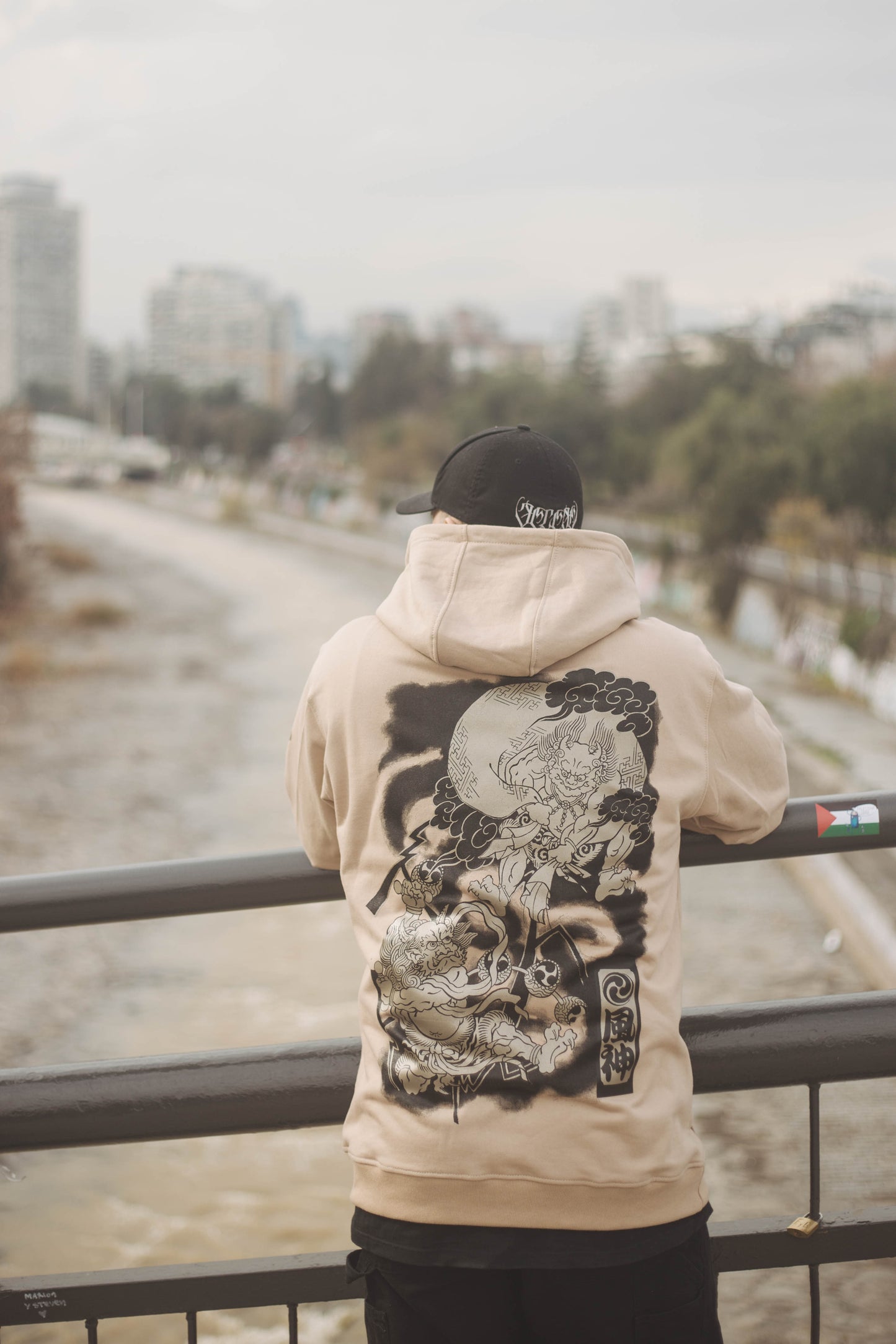 RAIJIN & FUJIN trishula colab Hoodie Beige ( límited)